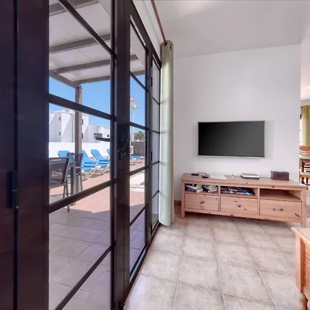 Vakantiehuis El Rincon - Pool And Bbq - 5min From The By Lanzarote Puerto del Carmen (Lanzarote)
