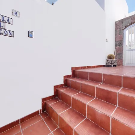 Vakantiehuis El Rincon - Pool And Bbq - 5min From The By Lanzarote *